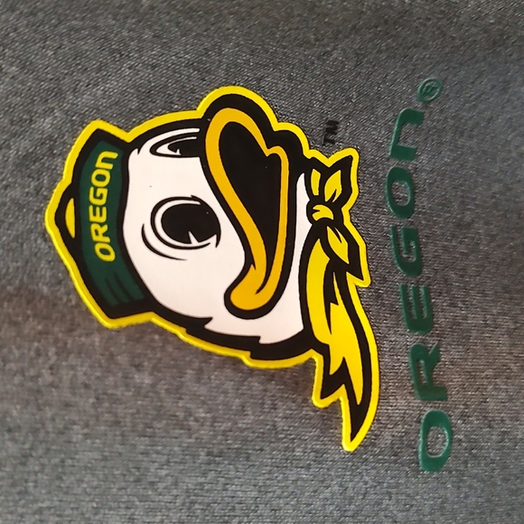 Oregon Ducks pull over. Men's size Small. - Picture 3 of 4